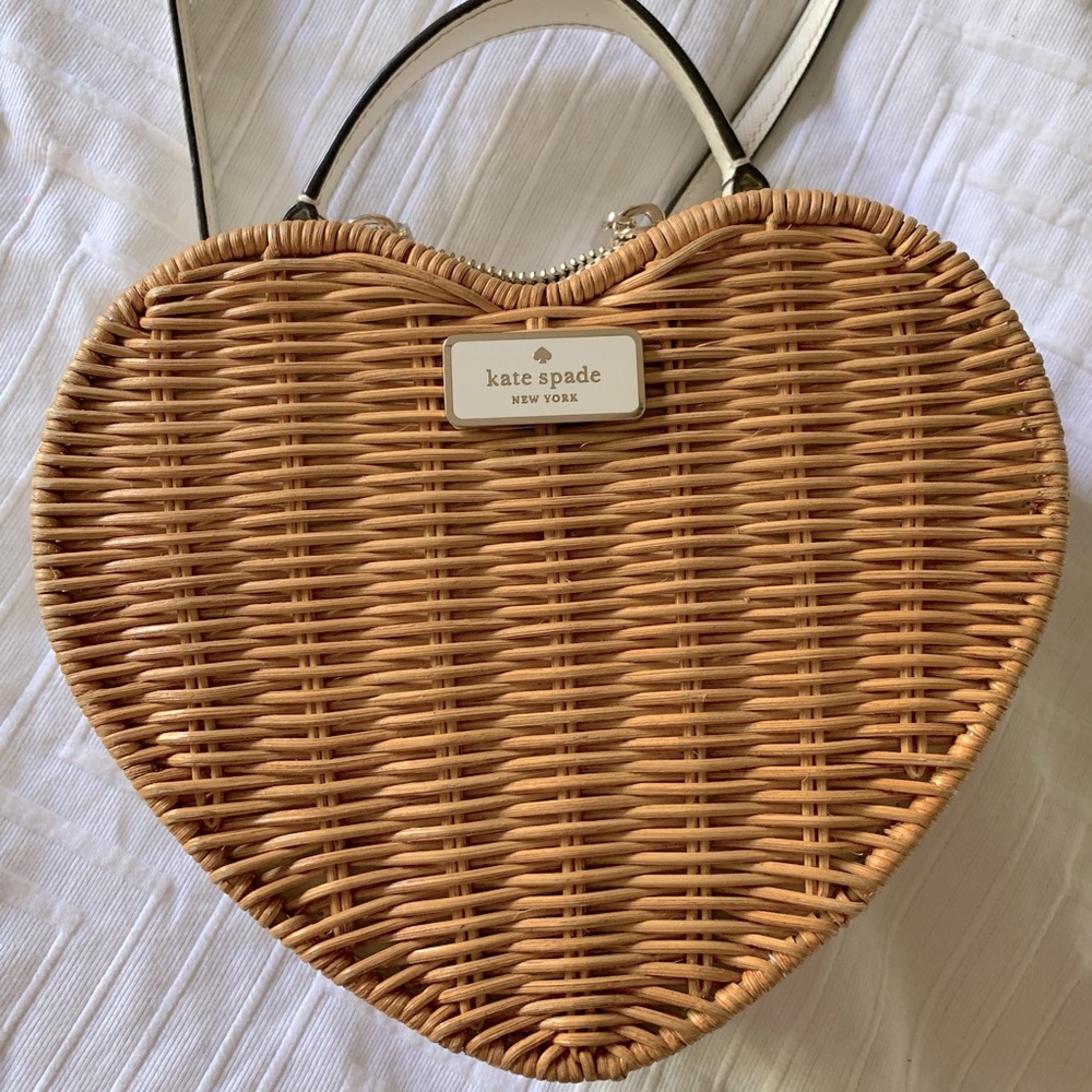 Kate Spade Love Shack Heart Wicker Crossbody Purse - Picture 3 of 5